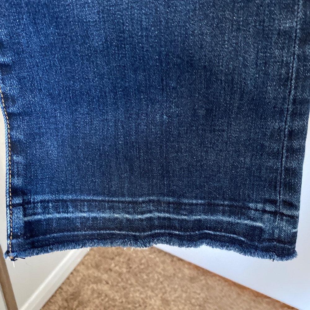 Veronica Beard Carolyn Baby Boot Jeans - Picture 5 of 11